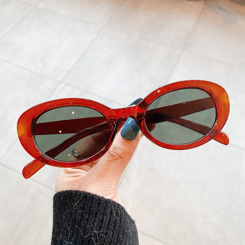 Vintage Small Oval Sunglasses  - Designer Sunglasses recension och pris